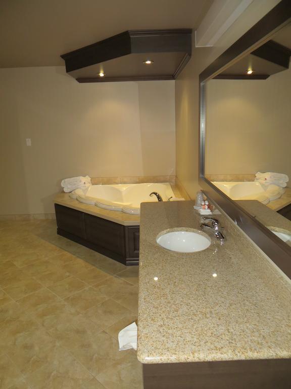 Villegiature Deux Rivieres Resort Tracadie Habitación foto
